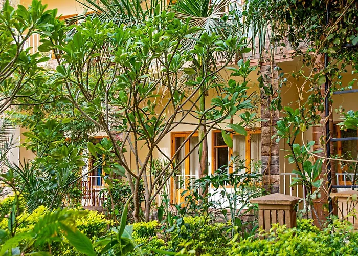 Thebes Hotel