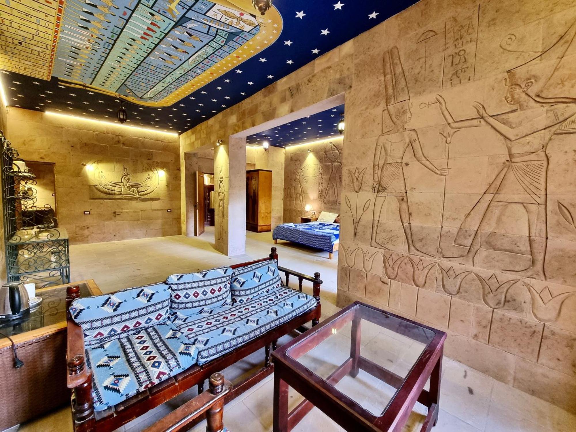 Thebes Otel 3*